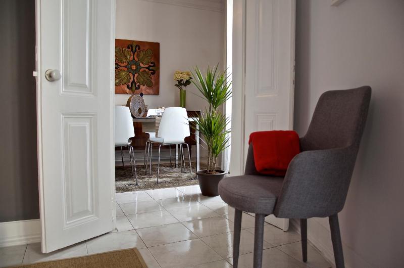 Chiado Lisbon Apartment - image 16