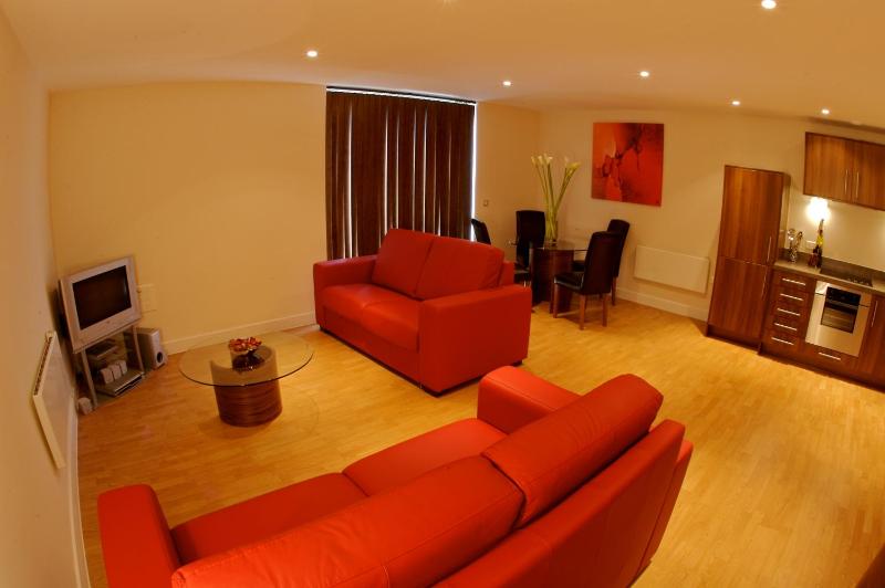The Spires Serviced Apartments Birmingham - image 34