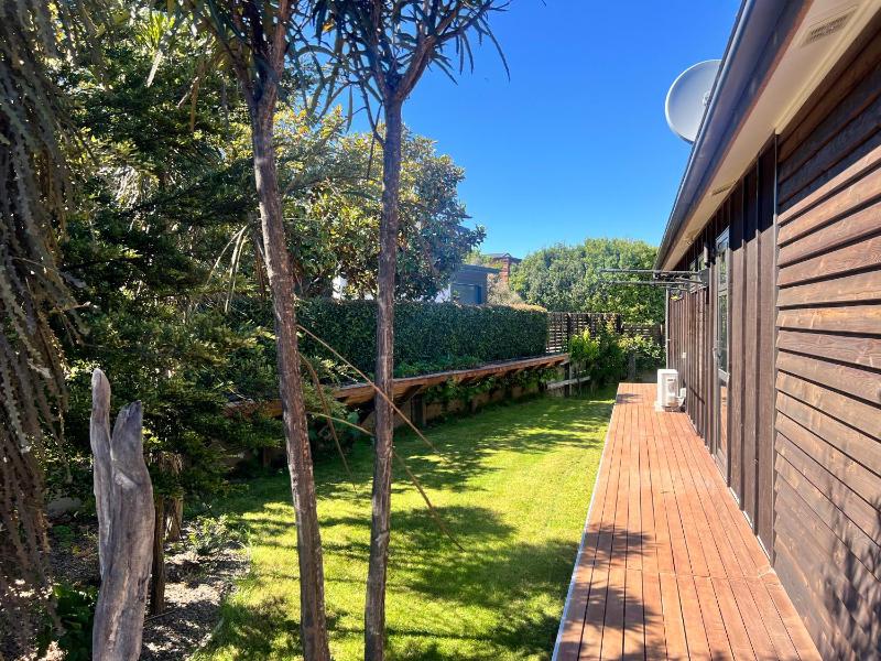 acomo at Clutha - stunning views pool & gym access - image 3