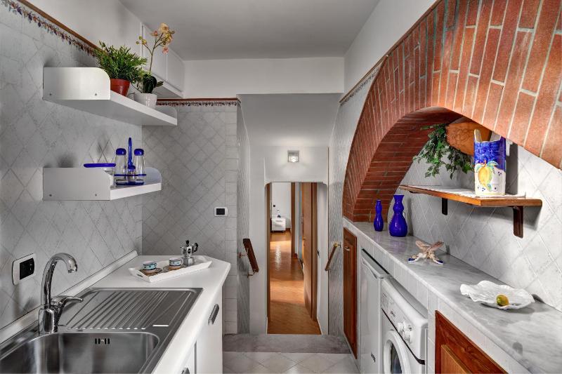 GOCCE VILLAS - Casa dellAccademia Apartment in Sorrento Centre - image 3