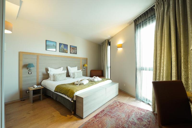 Superior Double or Twin Room image 3