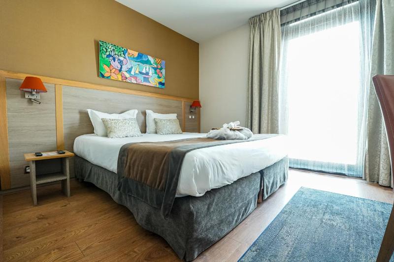 Standard Double or Twin Room image 1