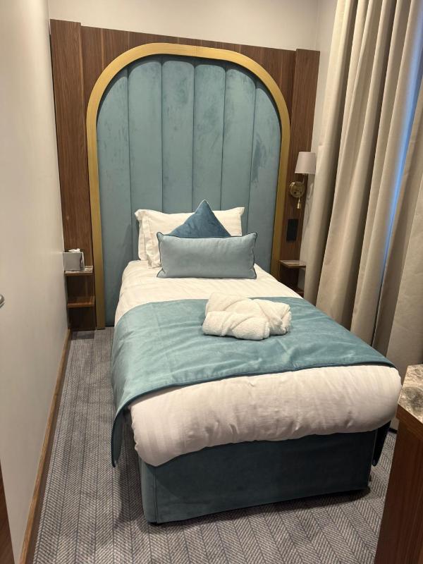 Single Room image 4