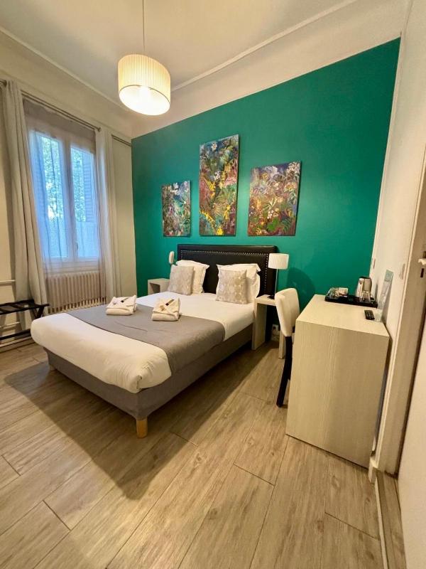 Regina Boutique Hotel - image 43