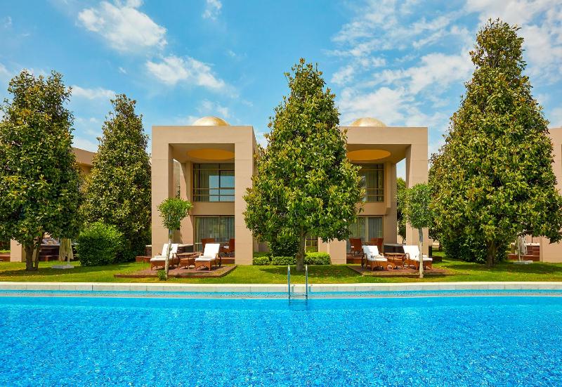 POOL VILLA		 image 1