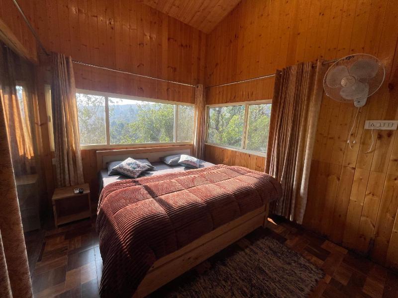 Saraiville- A Boutique Riverside Stay - image 3
