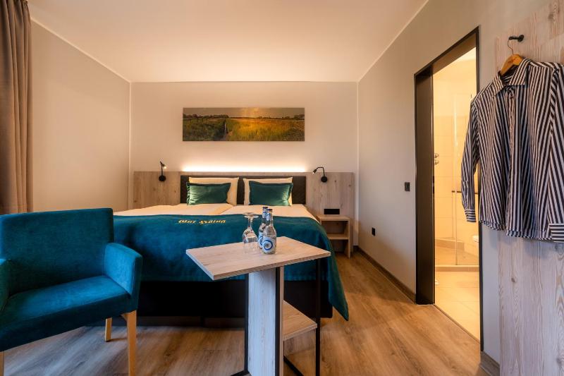 Business Double Room image 3