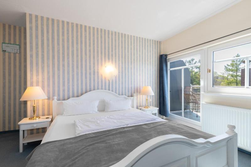 Single Room image 3