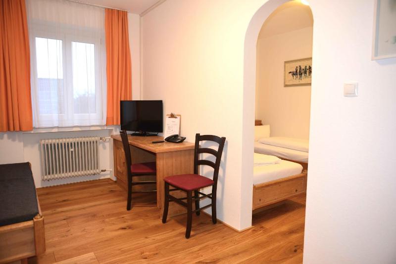 Triple Room image 3