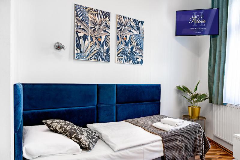 Deluxe Twin Room image 2