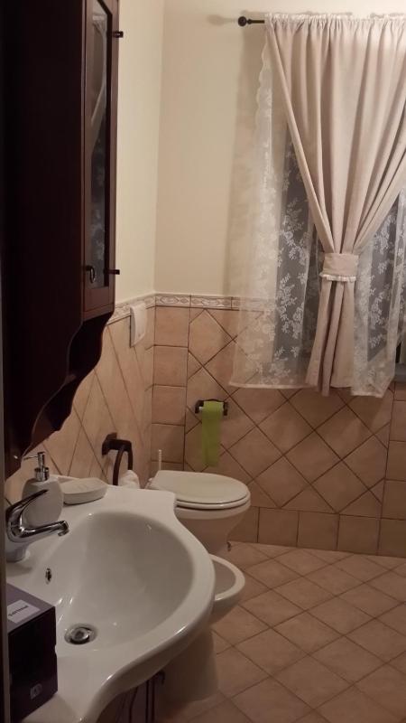 King Room with Mountain View image 2
