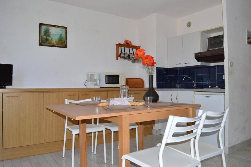 SP280-124 Appt Studio Cabine 4 couchages SAINT PIERRE LA MER - image 10