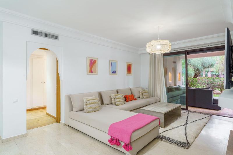 Appartement de charme residence avec piscine WiFi - image 4