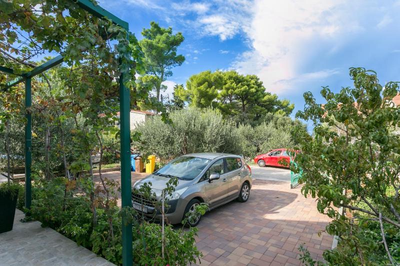 Apartments by the sea Mirca Brac - 2854 - image 20
