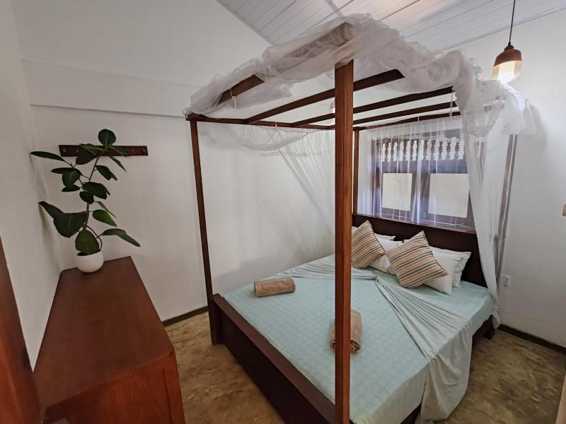 House Leo - peaceful beach villa with garden - image 12