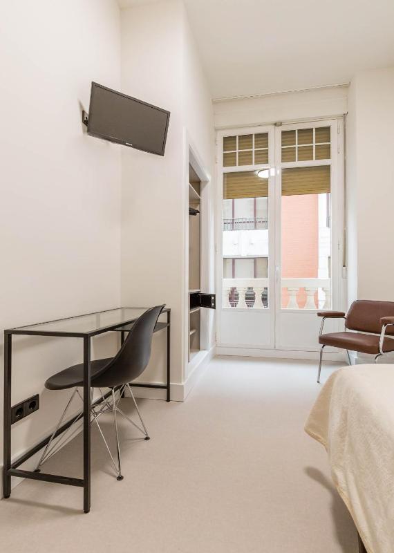 Superior Single Room image 2