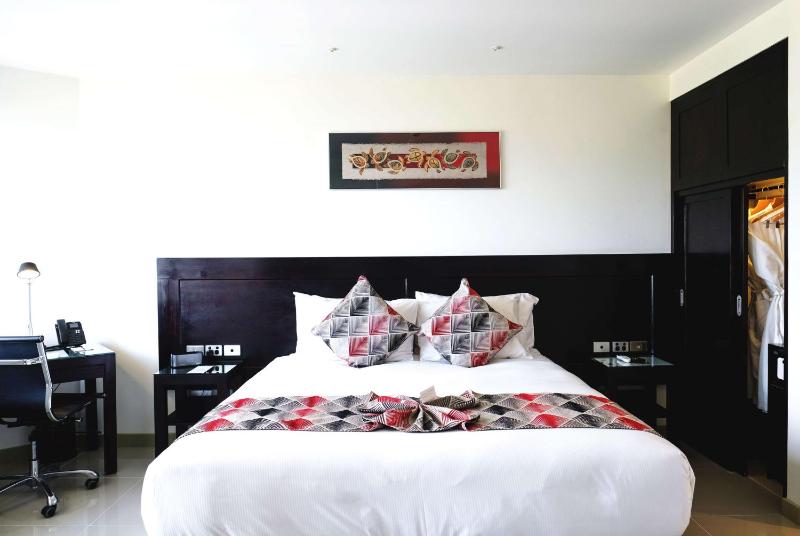 Ramada Suites by Wyndham Wailoaloa Beach Fiji - image 12
