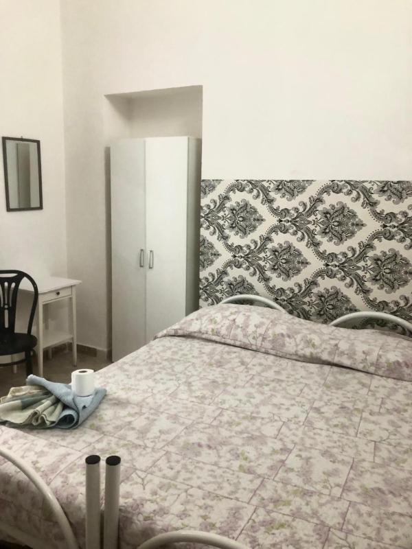 7 Seven - image 19