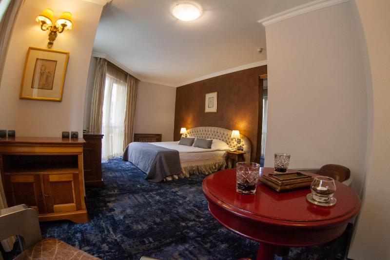Junior Suite image 3