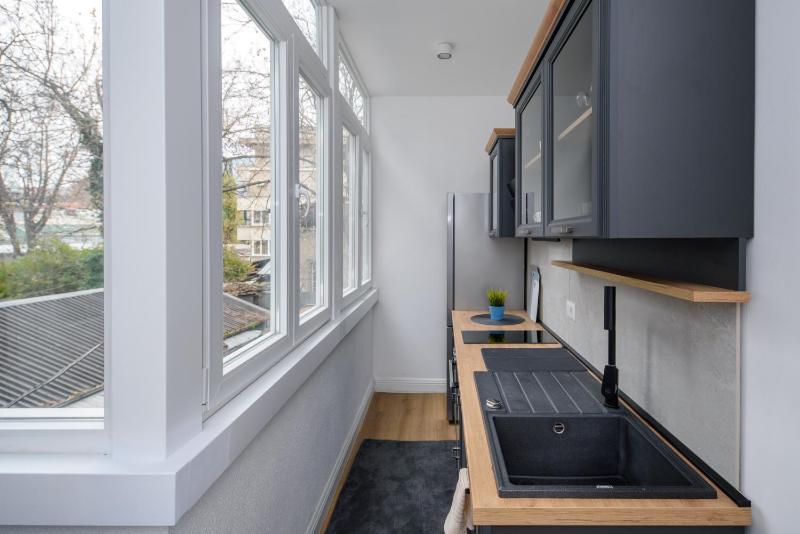 Top Central 6 Apartments - image 15