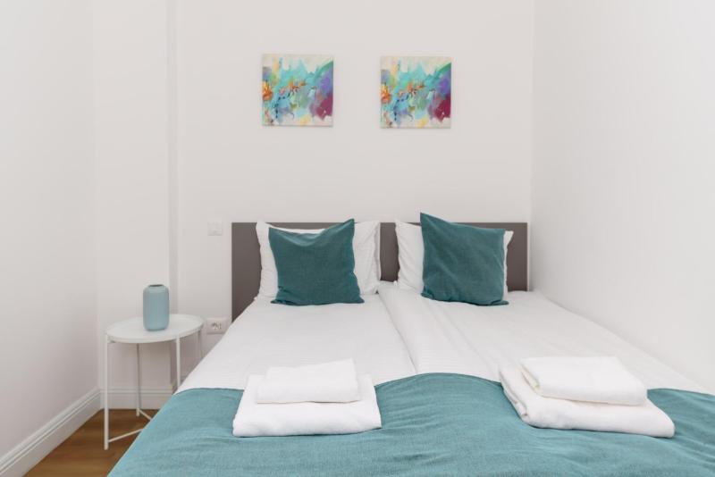 Top Central 6 Apartments - image 5