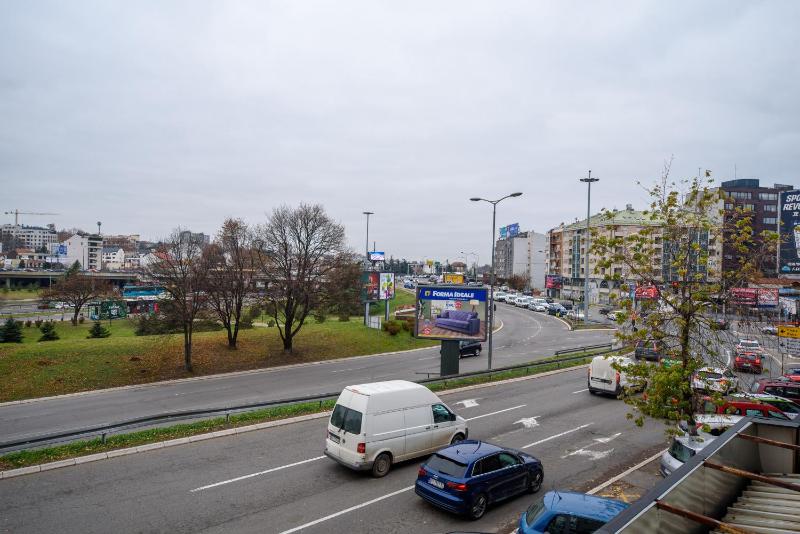 Top Central 6 Apartments - image 10