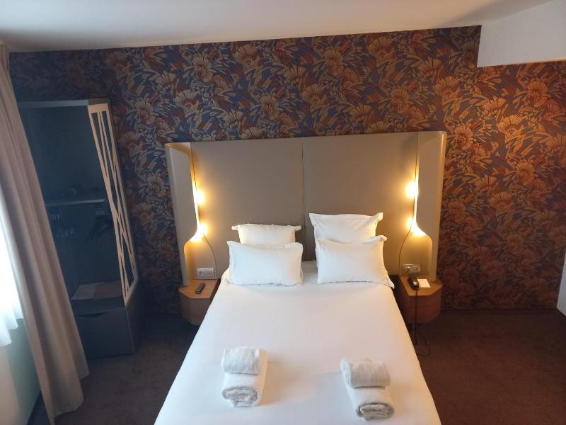 Double Room - Disability Access image 2