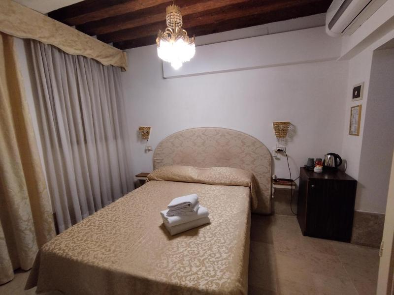 Budget Single Room image 1