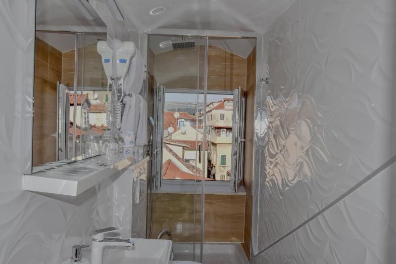 Duplex Suite with Sea View image 3
