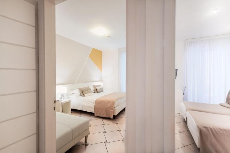 Hotel Rivage - image 20