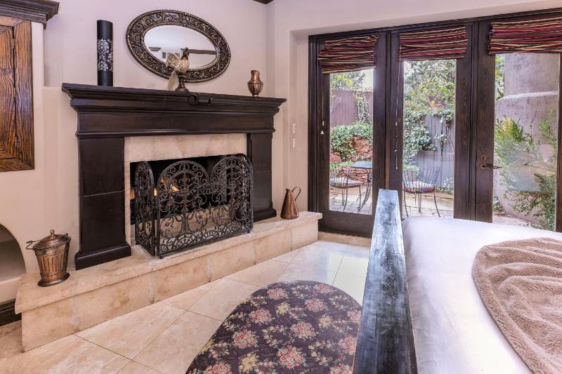 Adobe Grand Villas - image 10