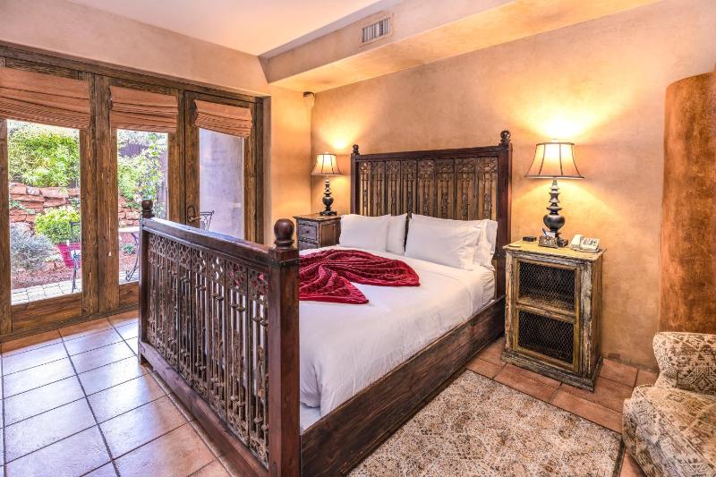 Adobe Grand Villas - image 28