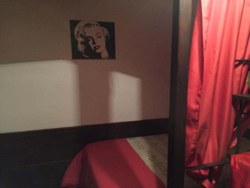 Marilyn - image 38