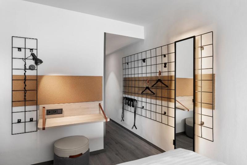 Moxy Double Room with Sofa Bed and Balcony image 4
