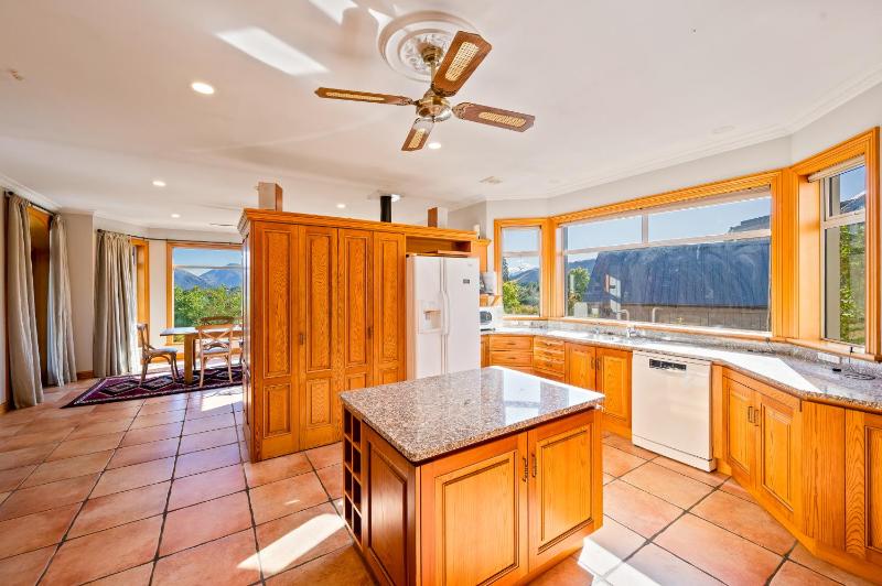 The Manor by Sotheby's Luxury Rental Homes - image 17