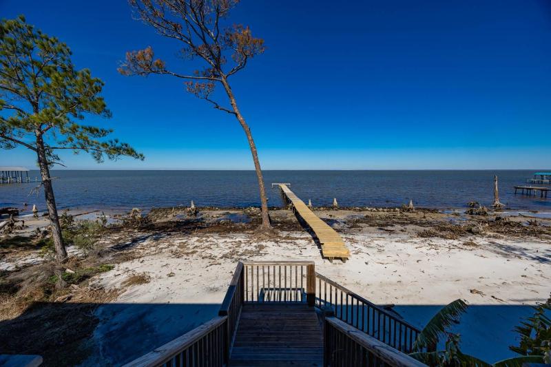 Bayside Bungalow 9531 home - image 14
