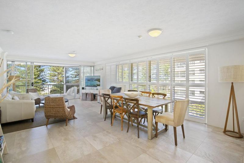 Cashelmara Beachfront Apartments - image 5