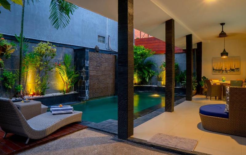 Altea Villa Legian - 2BR Private Pool Prime Location & Walk to Beach - image 12