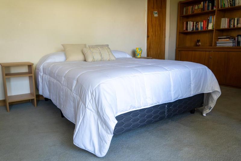 Casa con parque y vista al lago - image 15