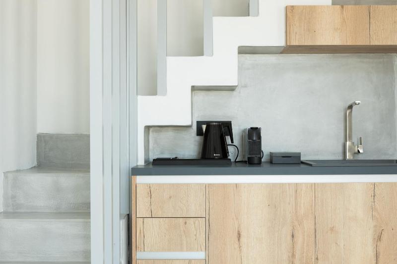 Loft Suite with Private Mini Pool - 750° image 2