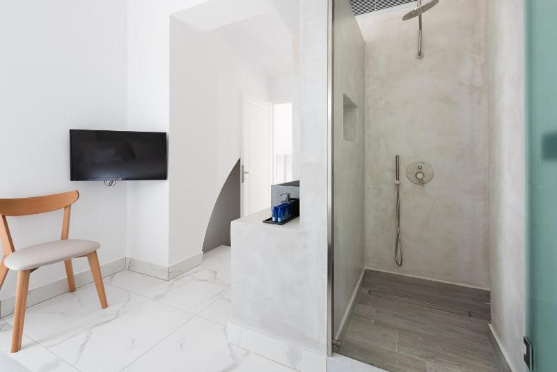 Superior Loft Suite with Private Mini Pool - 916° image 4