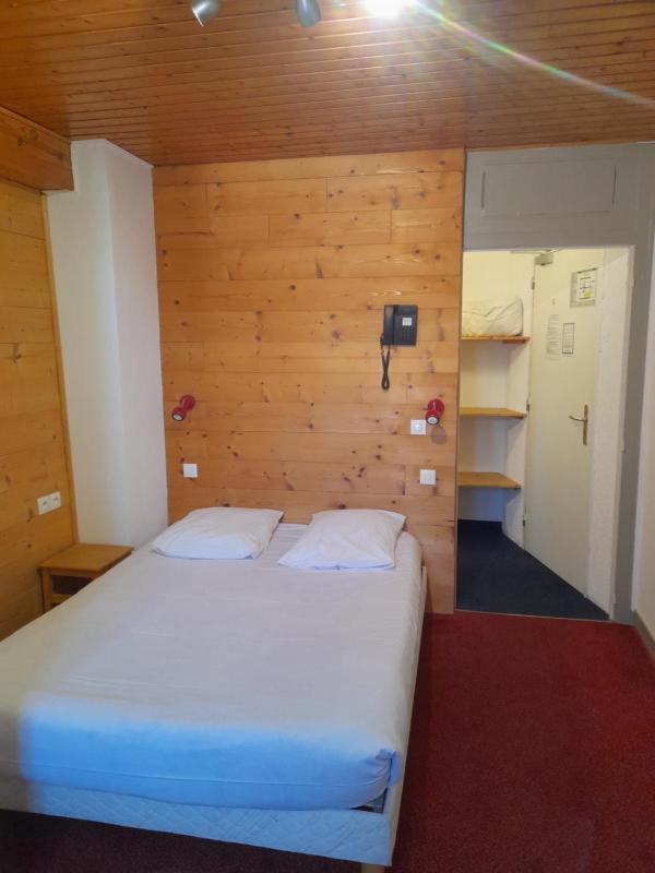 Double Room image 3