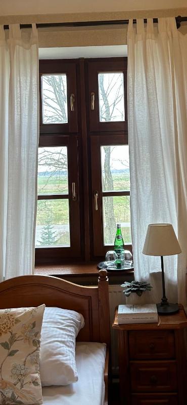 Classic Single Room image 3