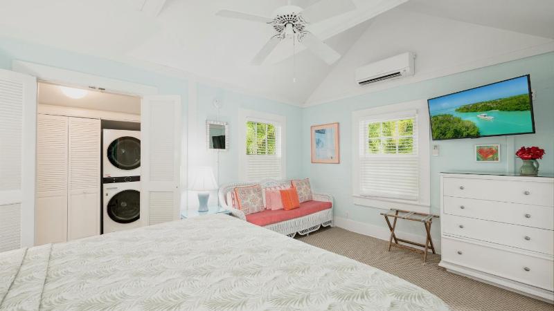Casa Serendipity by Last Key Realty - image 2