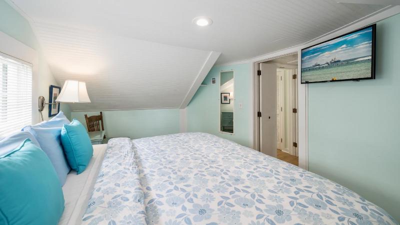 Casa Serendipity by Last Key Realty - image 3