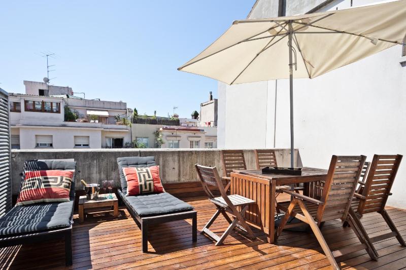 Two-Bedroom Apartment with Balcony and Terrace image 1