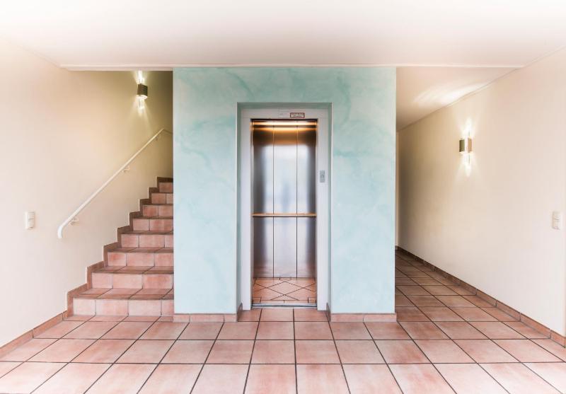 Parkside Apartment House - image 9