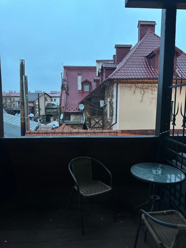Double Room with Balcony image 2