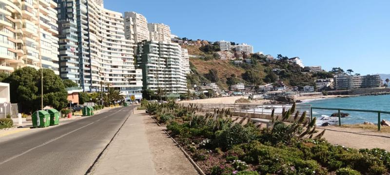 Depto Amoblado en Reñaca Frente al Mar - image 6