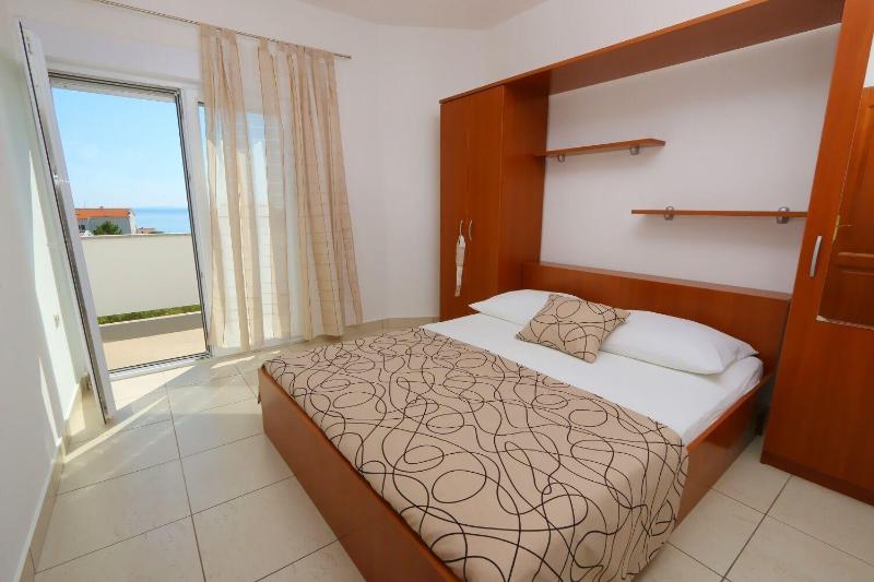 Apartments Boris Novalja - image 11
